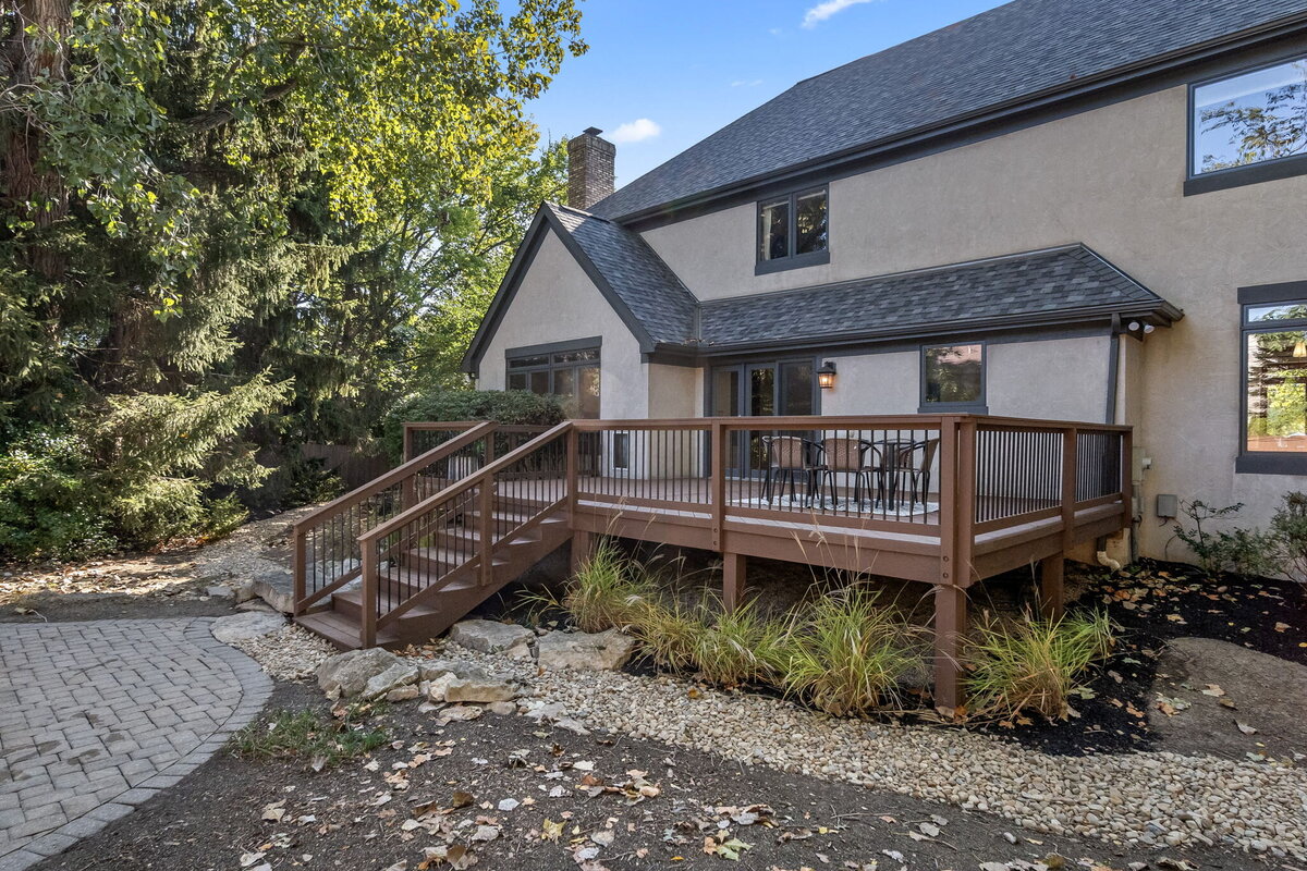 100-web-or-mls-A7407605