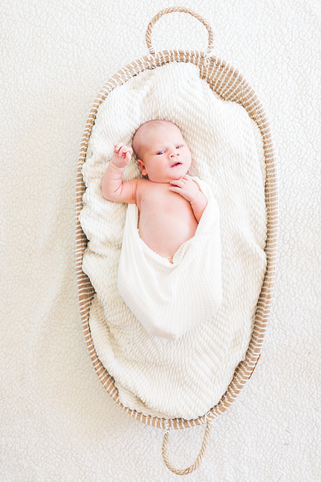 Natural and heartfelt newborn portraits with parents
