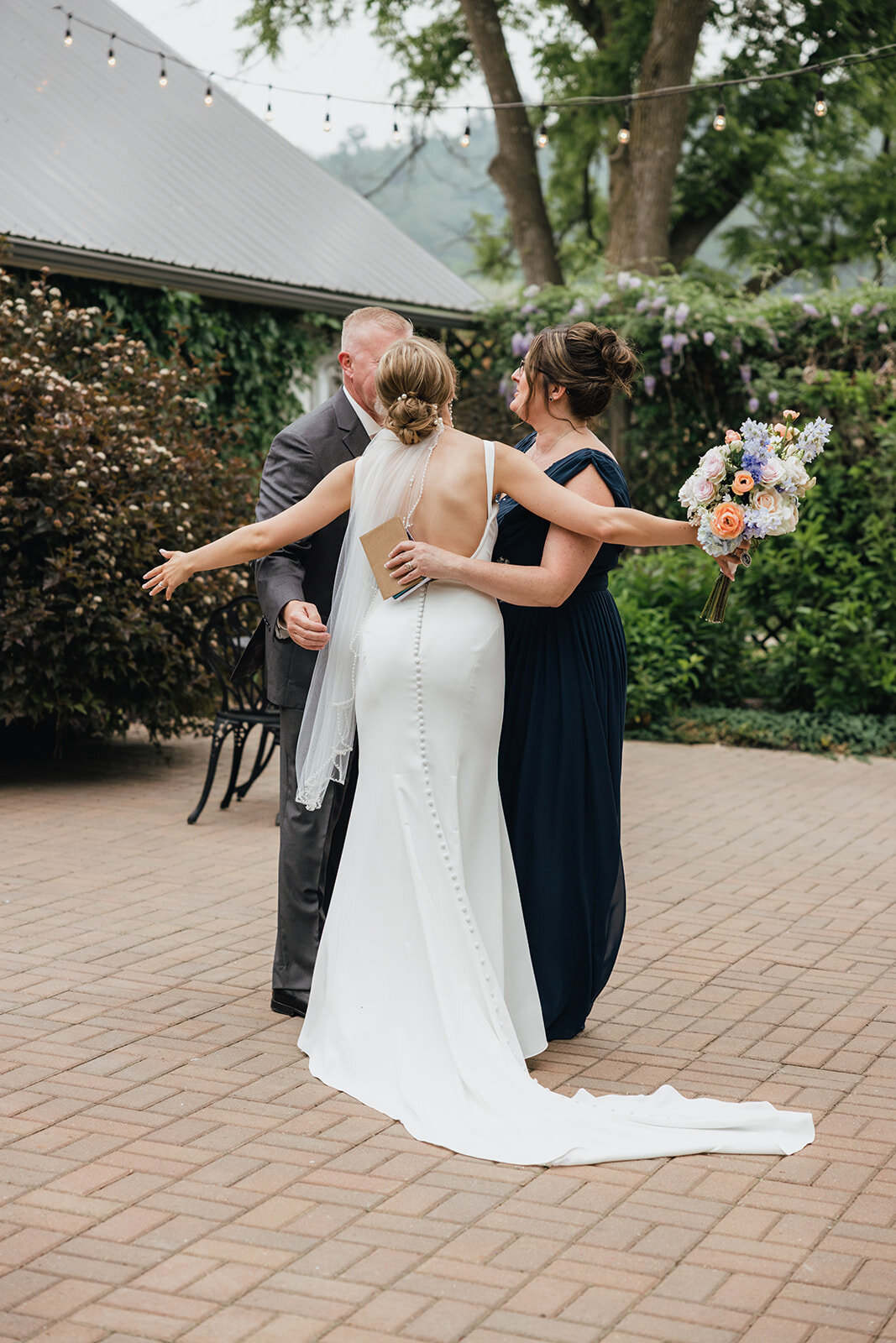 TheHerolds_FirstLookwithDad_1658