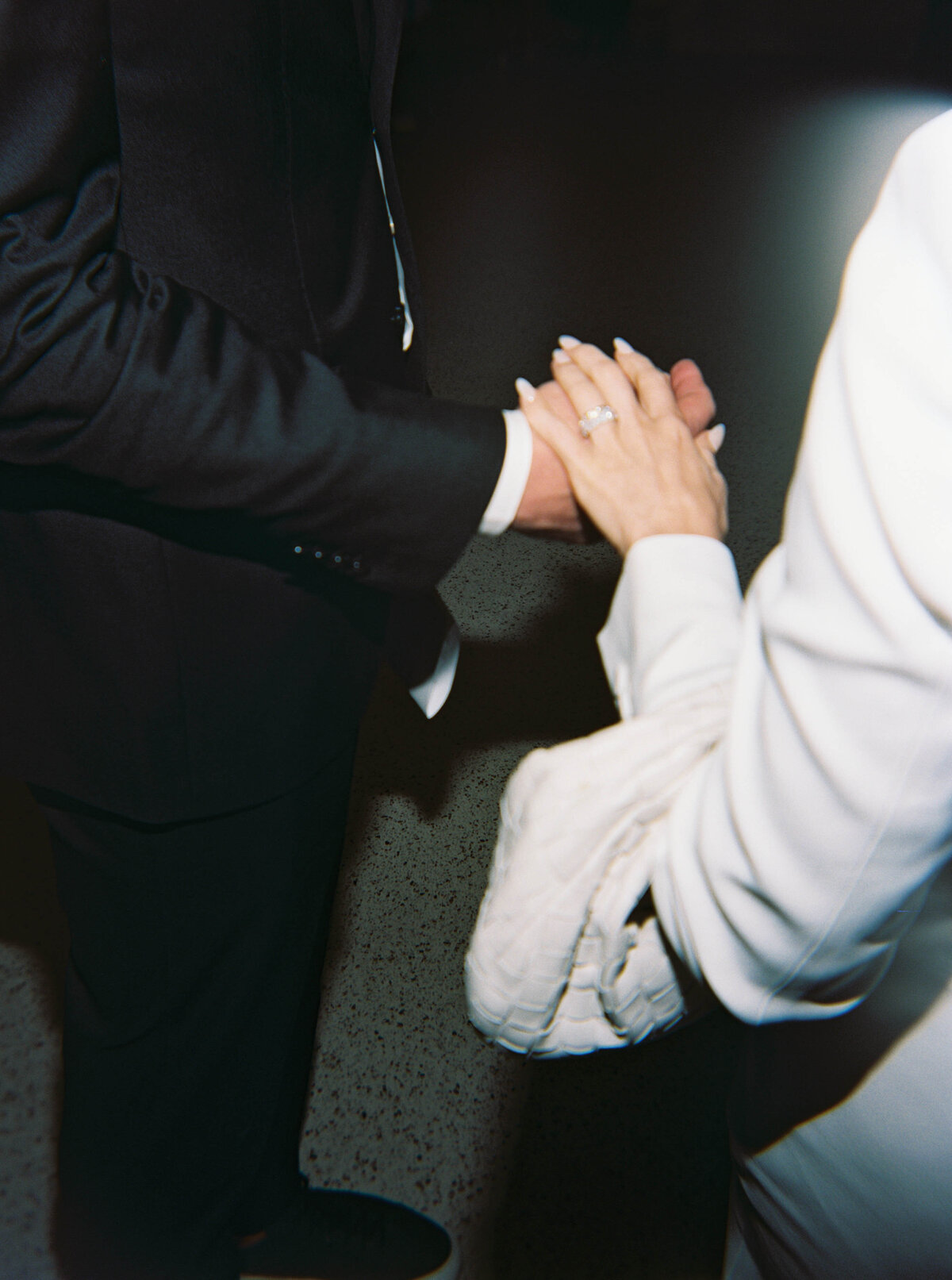 minimalist-chic-wedding-elopement59