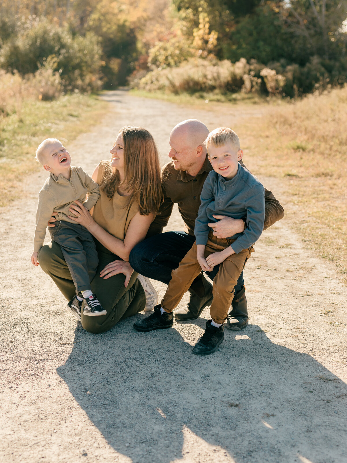 Katie-Crane-Photography-Fall-Minis-2024-Lyndaandherboys-7928 (1)