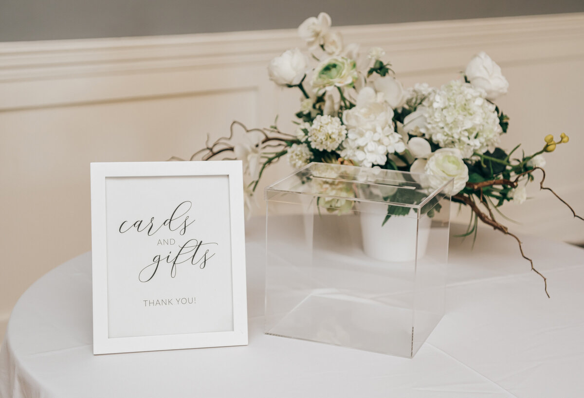 Simple yet elegant card box for a wedding reception