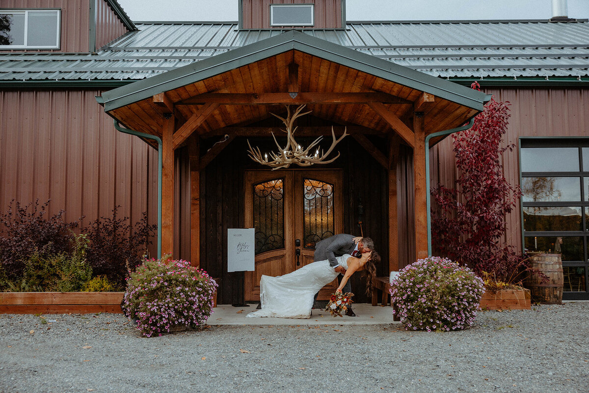 Alaskan-wedding-photographer4U1A1107_websize