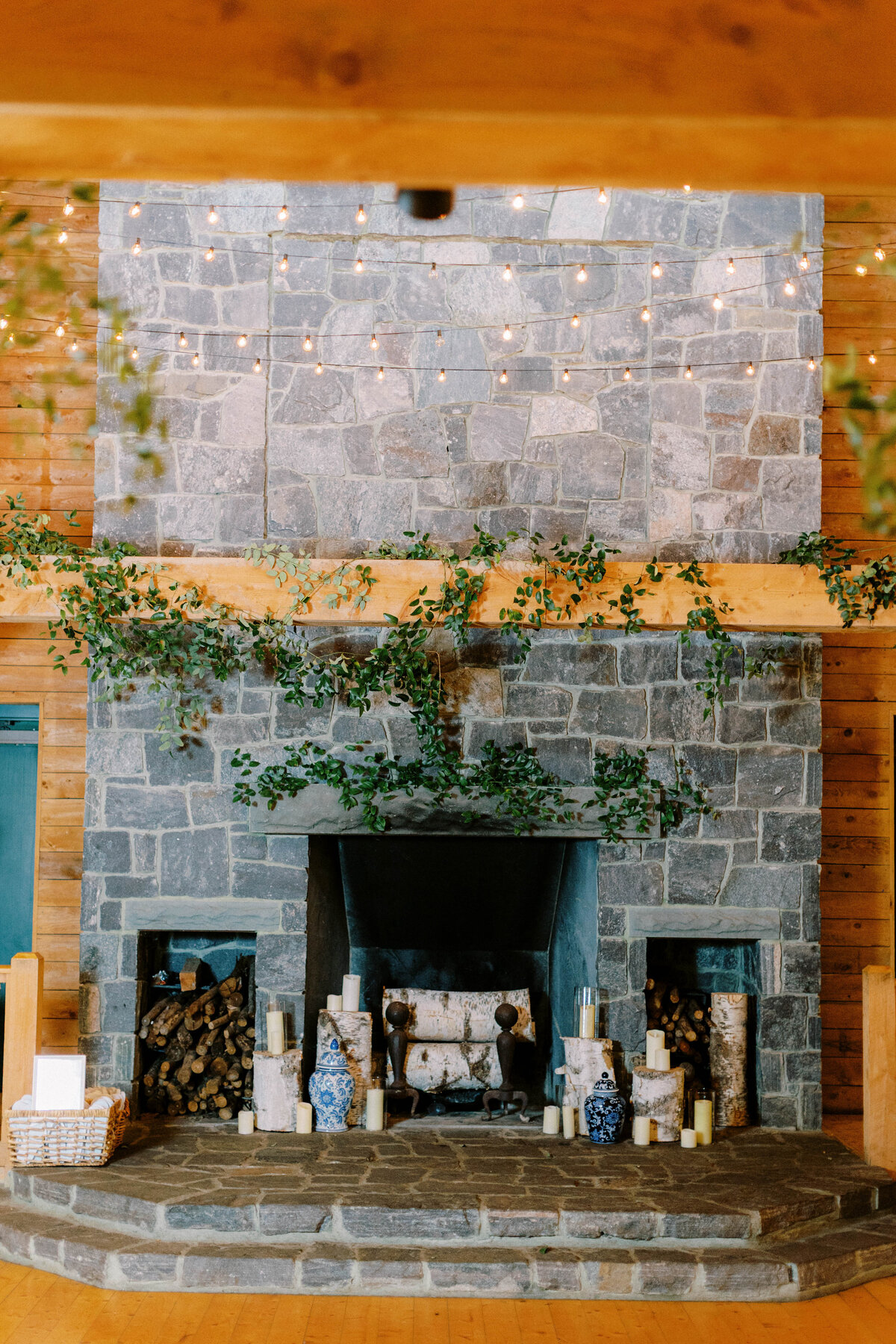 Vermont-Luxury-Wedding-Photographer-Reception-Details-Decor_291
