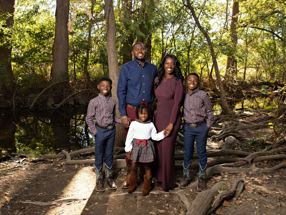 familybirthdaynewbornboyamilynewborngirlfirstbirthdayportraiturephotographystudioportraitsnewborngirlboyfamilyEvaMaganaPhotographychildphotographer (10 of 3)