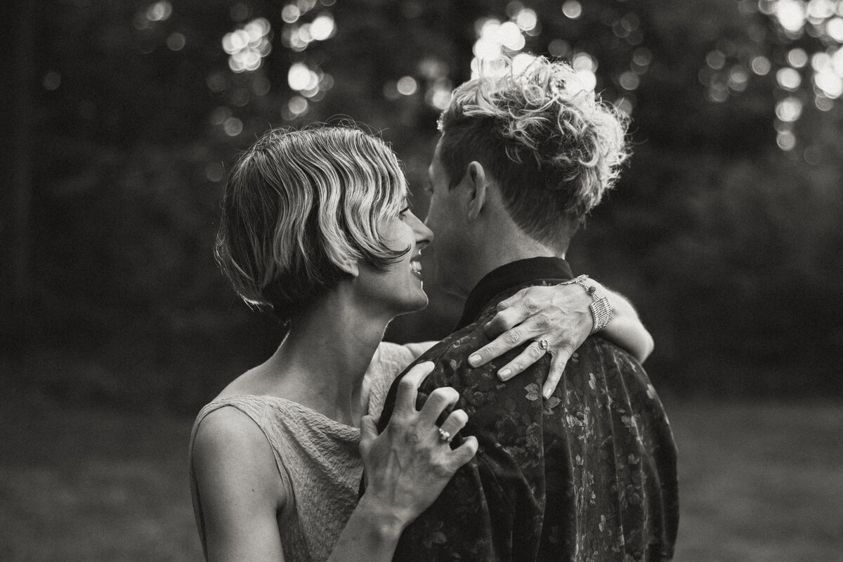 Portland OR Vancouver WA PNW Engagement Wedding Photos Couples Photographer 