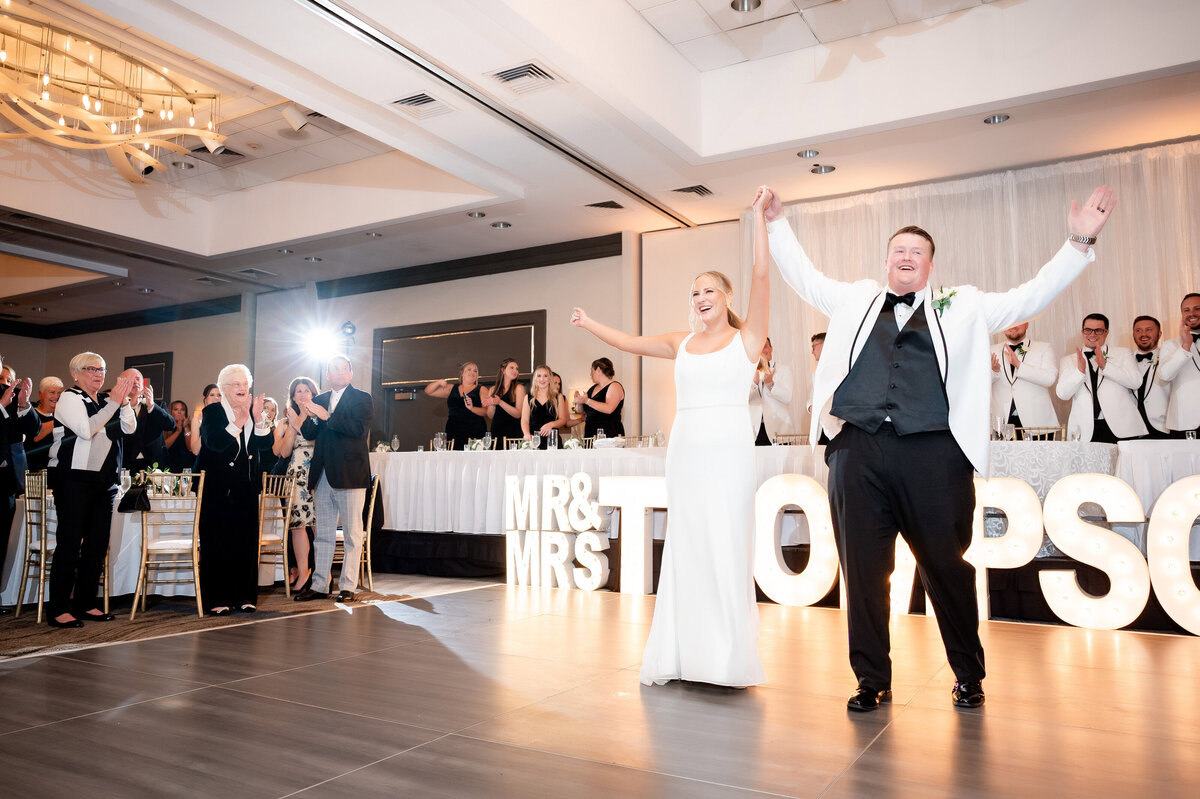  Airport Marriott Pittsburgh wedding reception party