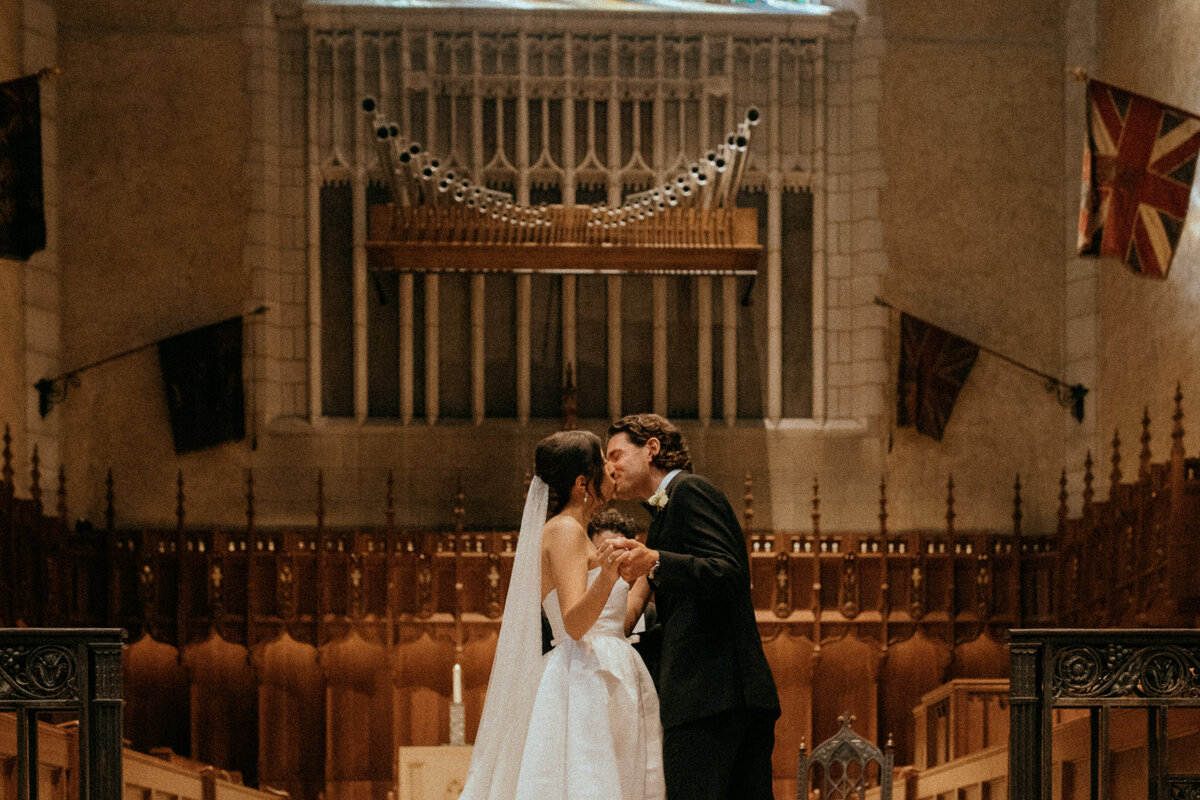 Italian_wedding_at_ristorante_Beatrice_Montreal_Raphaelle_Granger_high_end_wedding_Photographer-64