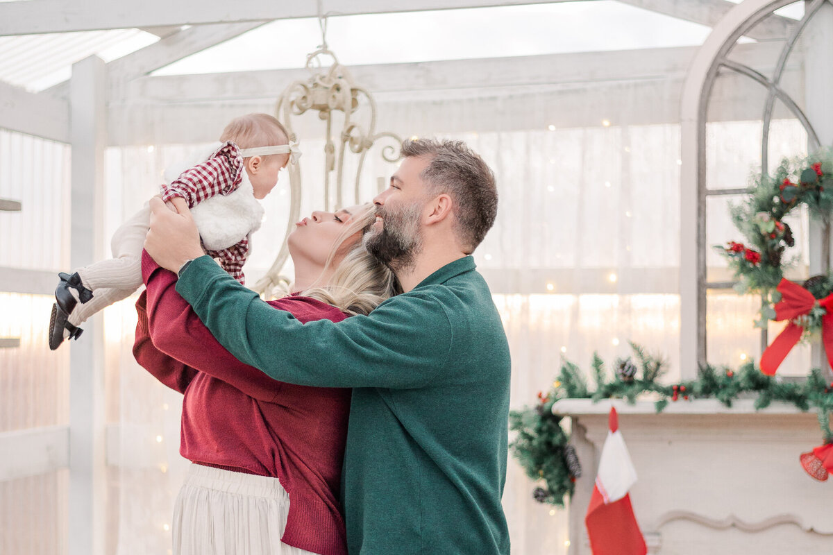 christmas-mini-session-parents-with-kids-llp