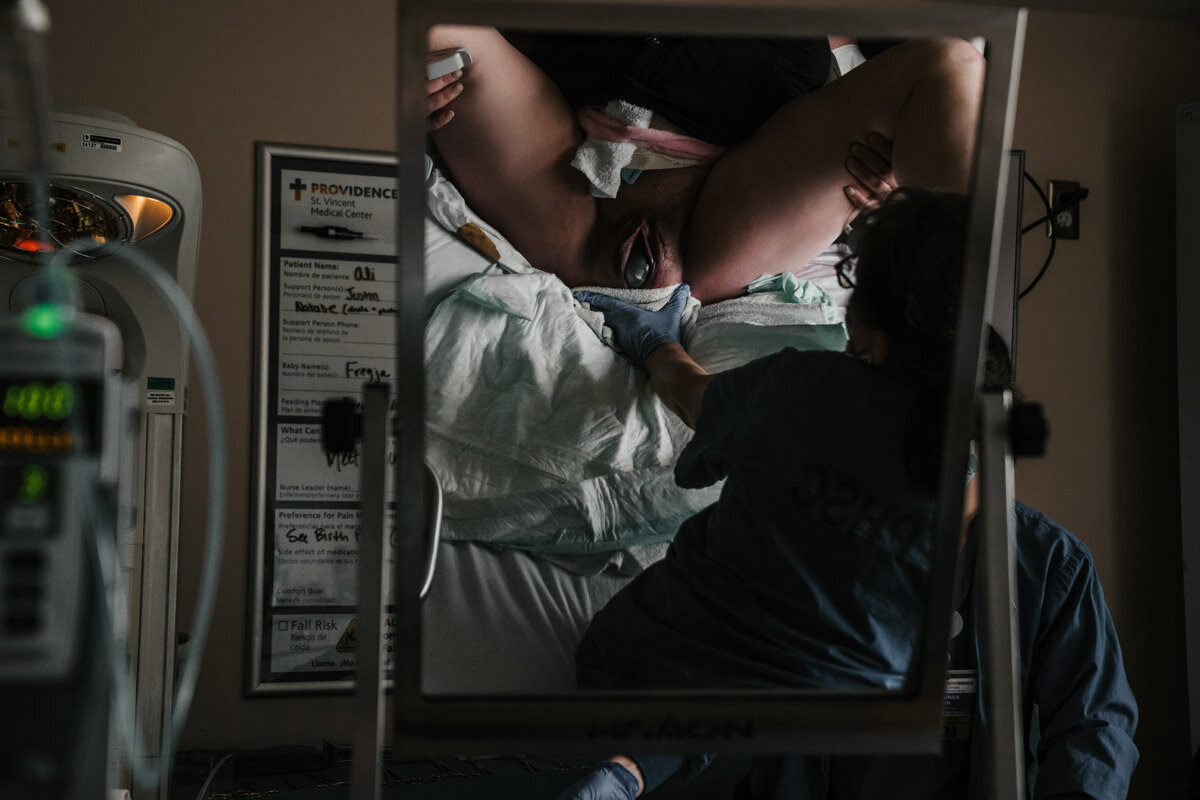 hospital-birth-photography-f-031