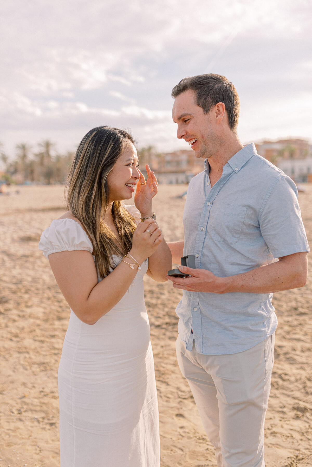 wedding-proposal-spain-beach-078