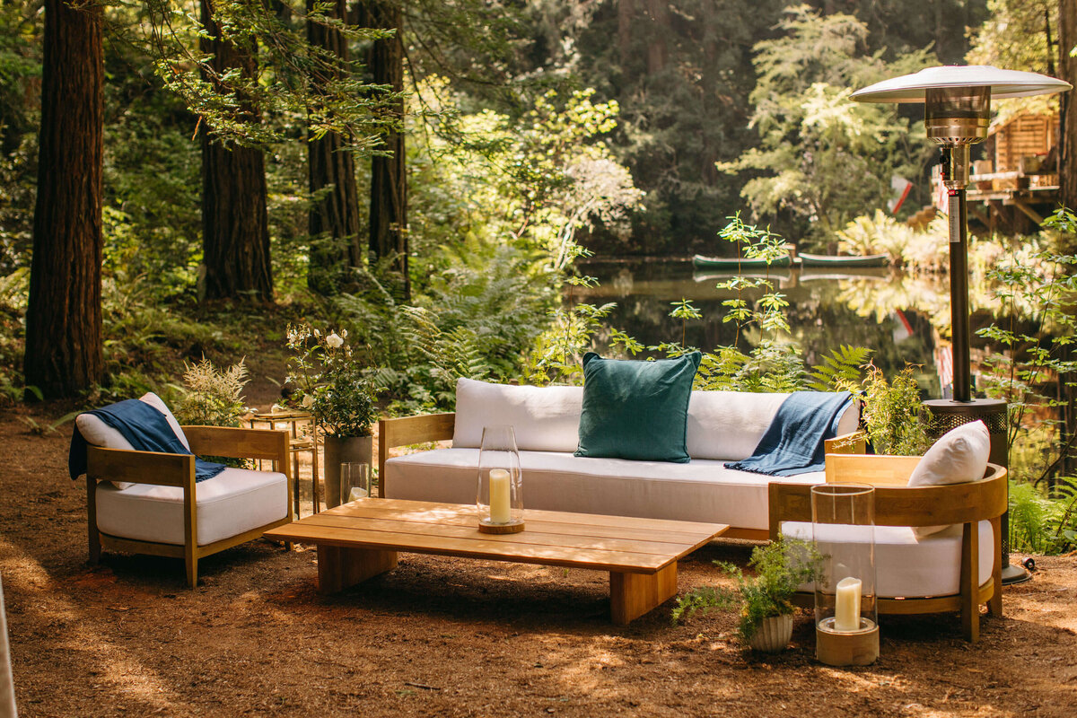 wedding cocktail hour lounge furniture