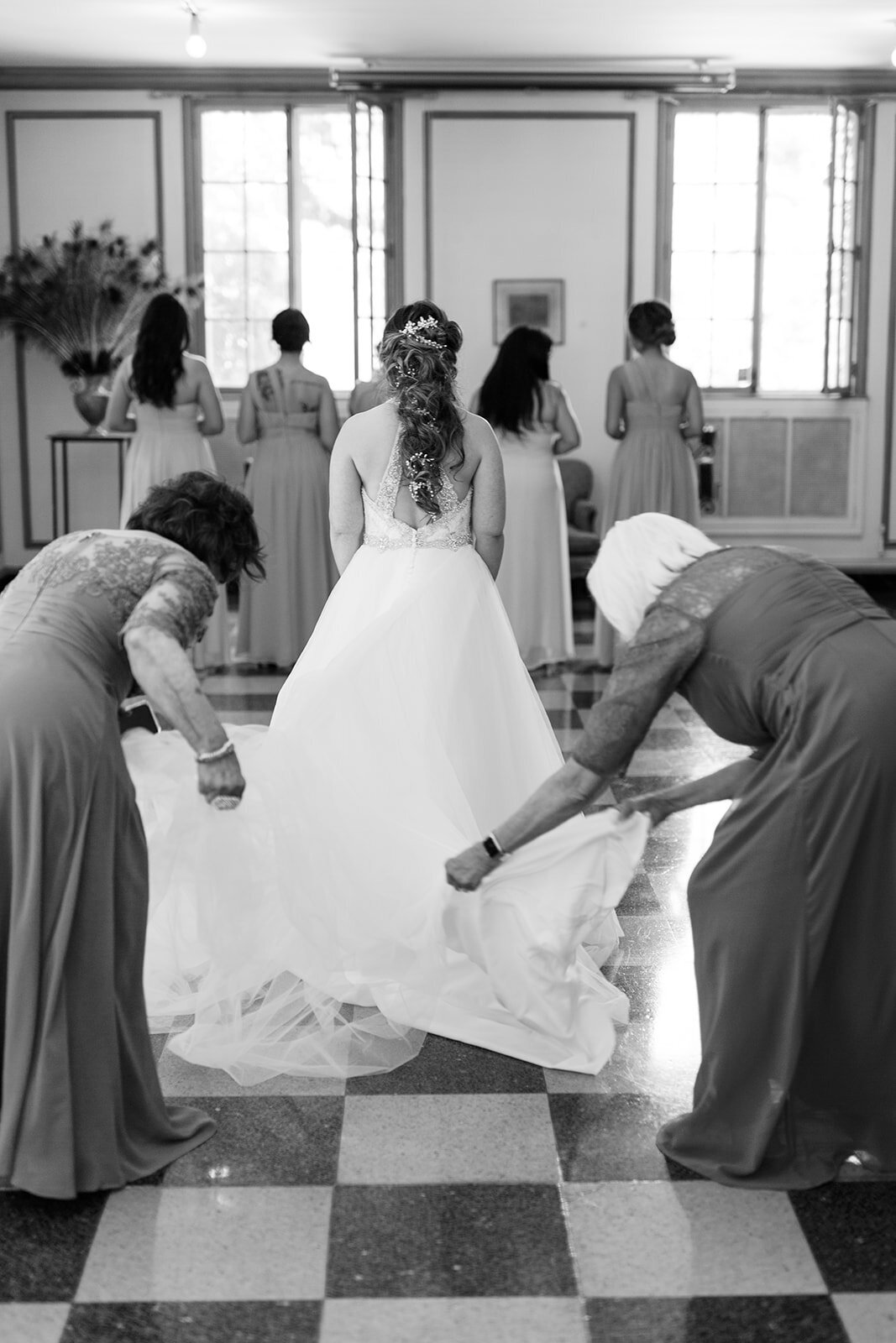 Lila & Rob Wedding_Kingwood Center Gardens-136