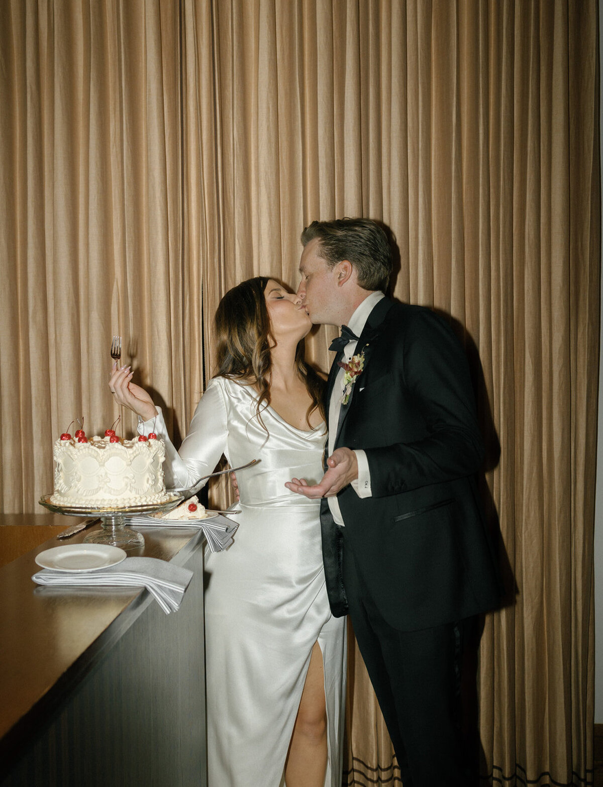 Shinola_Detroit_Wedding_Photographer-588