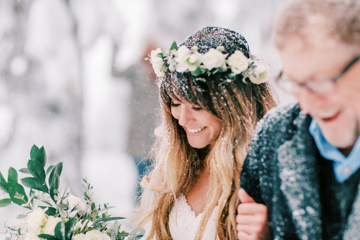 Winter Mount Hood Wedding, Rachel Howerton Photography (20)