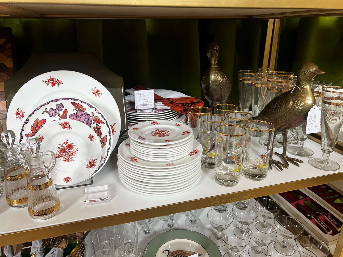 Old-Line-Markt-Poolesville-Maryland-Aix-La-Chapelle-Danielle-Couick-Ghost-Host-Magnolia-Bluebird15