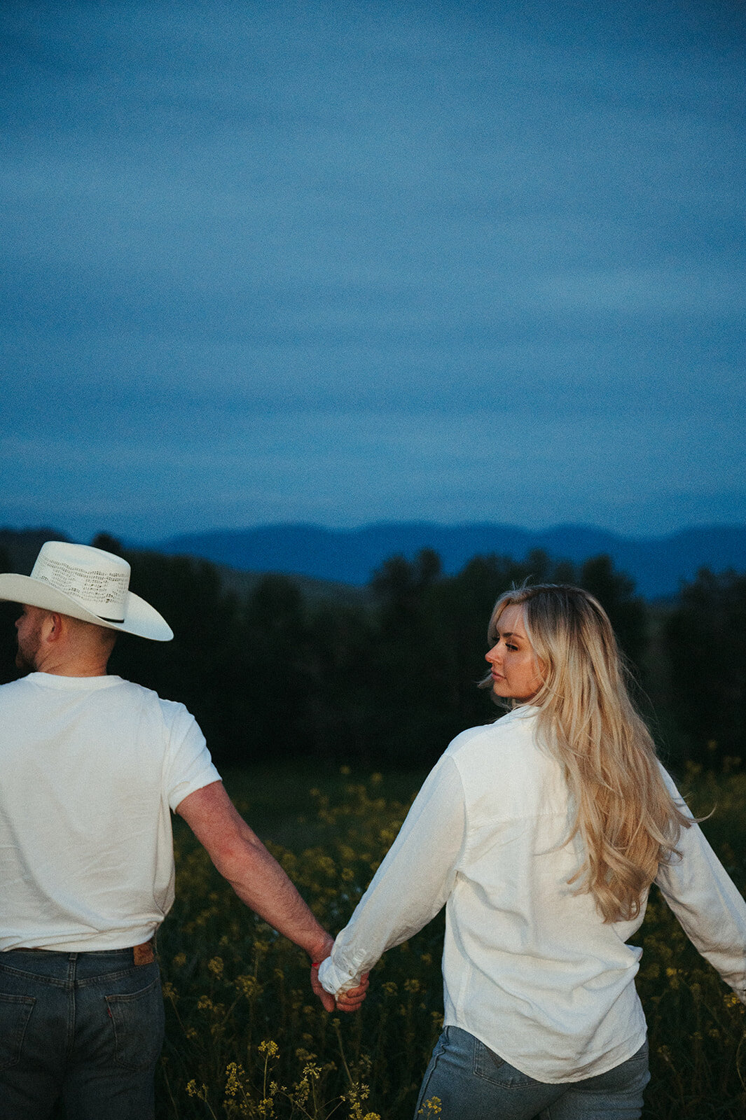 presley-gray-nighttime-western-montana-engagement9813