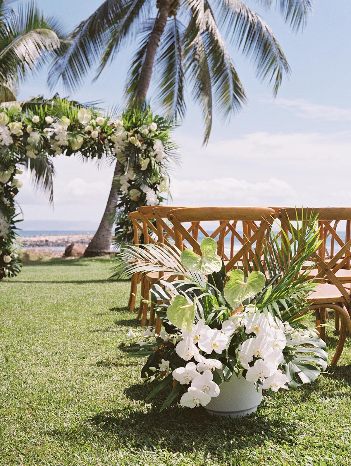 Maui-Hawaii-Wedding-Timeless-Elegance-Bre-Jane-Photography-8