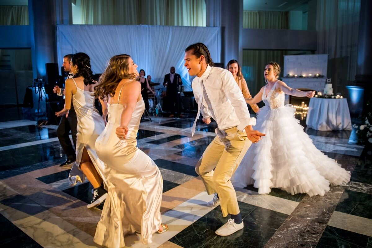 curtis-atrium-wedding-17