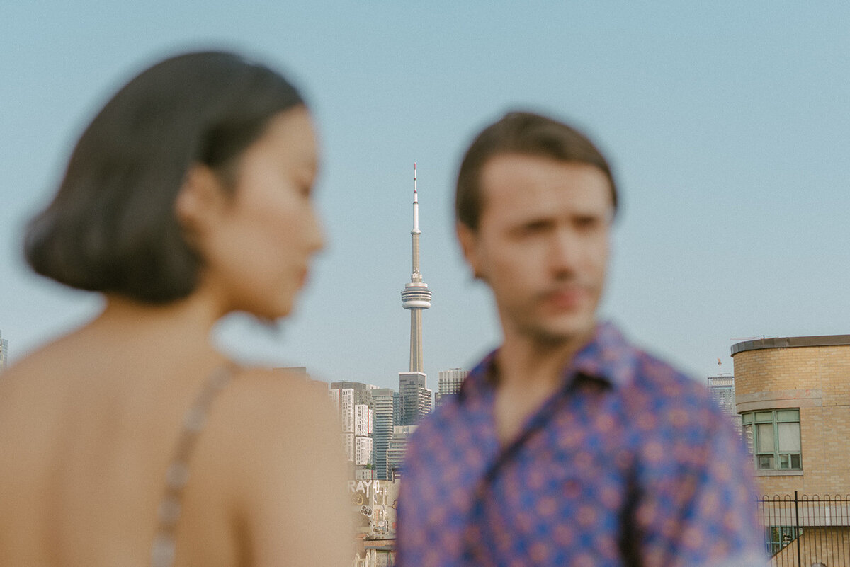 a-toronto-rooftop-engagement-session-downown-romatic-carefree-candid-authentic-2311
