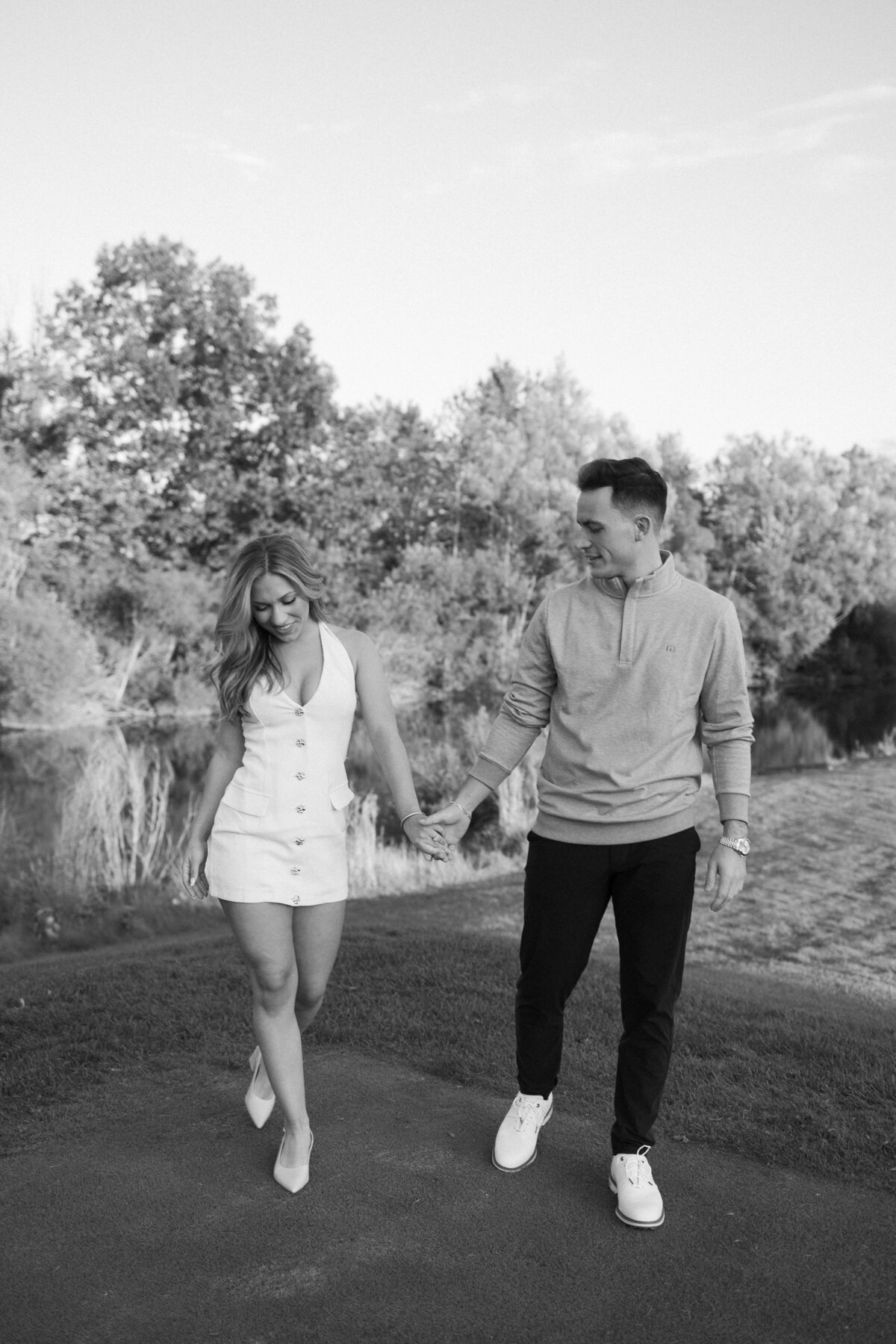 clarkston-michigan-engagement-photography-oakhurst