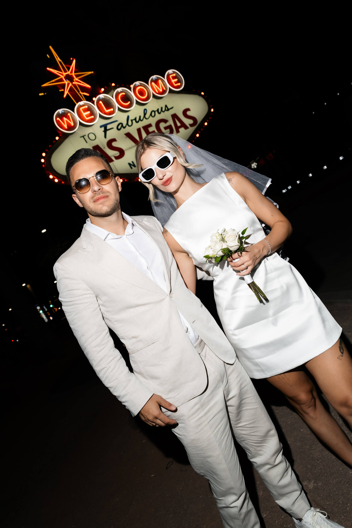 75_riskyexposure_las-vegas-elopement-photography