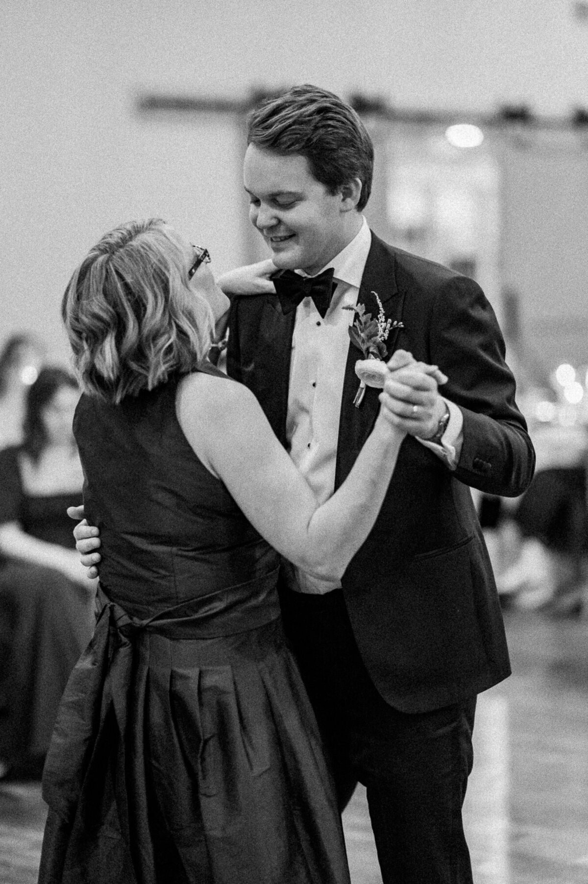 King Family Vineyards Wedding Photographer - Hunter and Sarah Photography-121