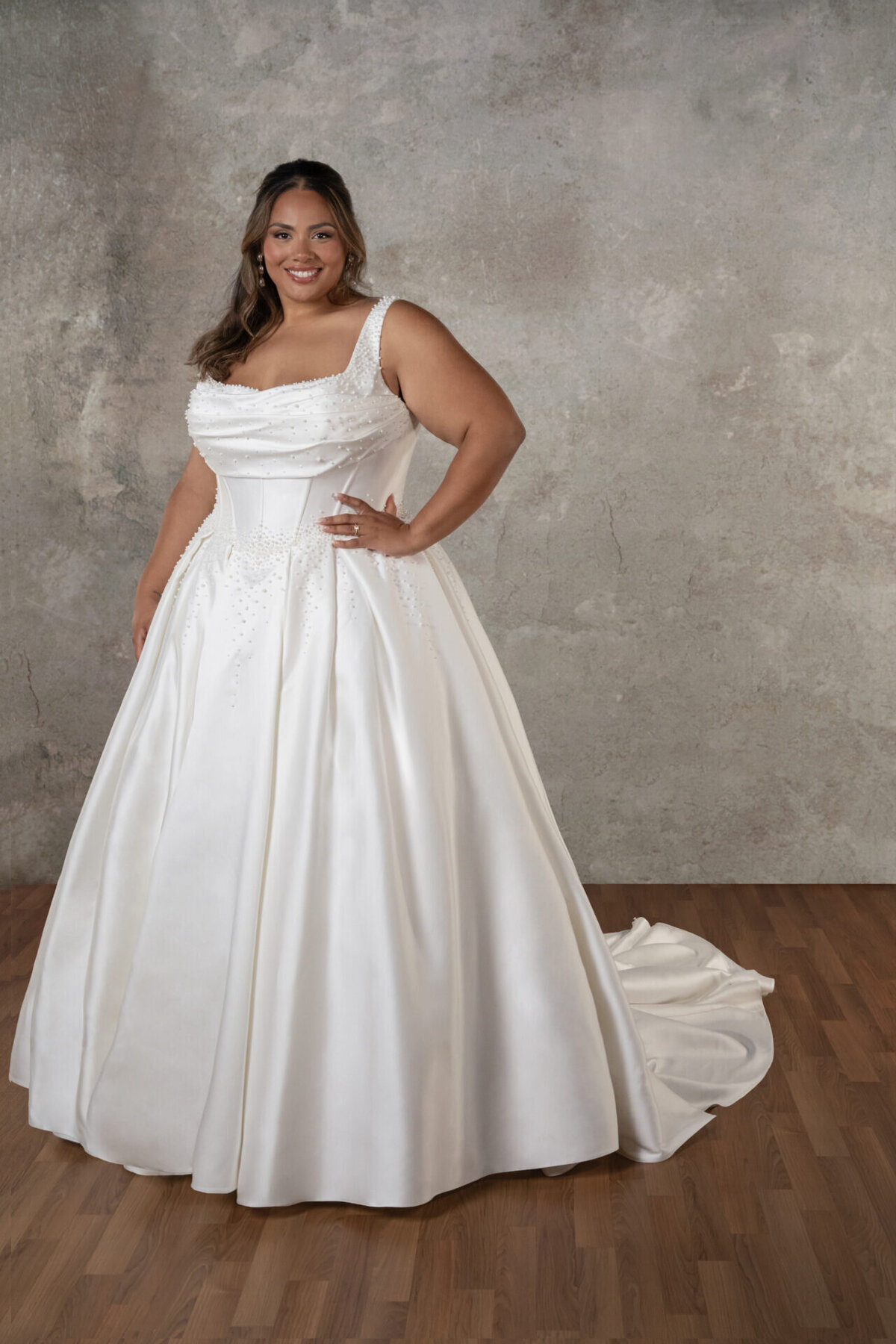 D4418-S25-CAT-ESS-03-1-1280x1920