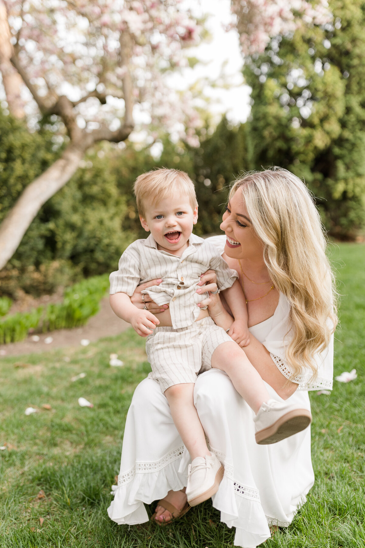 Mom-son-portrait-spring-spokane.jpeg