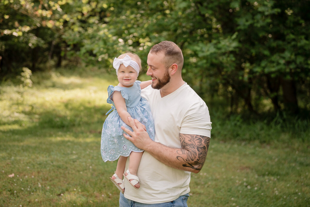 Parkersburg-Family-Photographer-00019