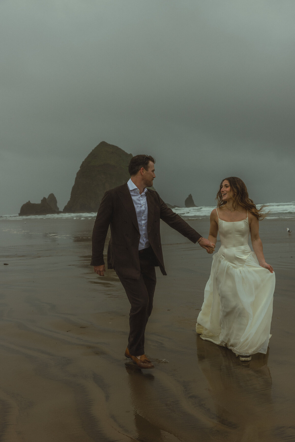 CannonBeachCouple-47
