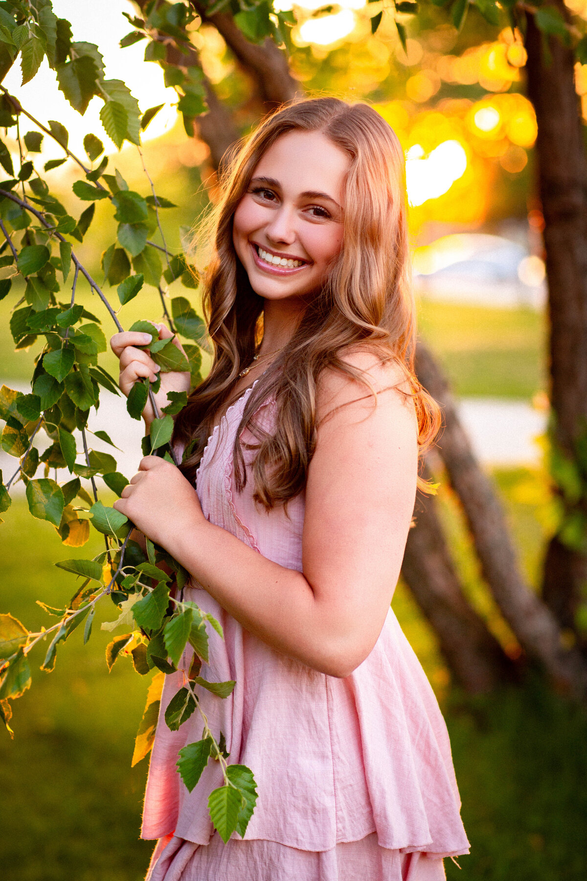 DeepshikhaKushwaha-HighSchoolSeniorPhotography-MilwaukeeWisconsin-4239-DeepshikhaKushwaha- SeniorPhotography-Waukesha WI 