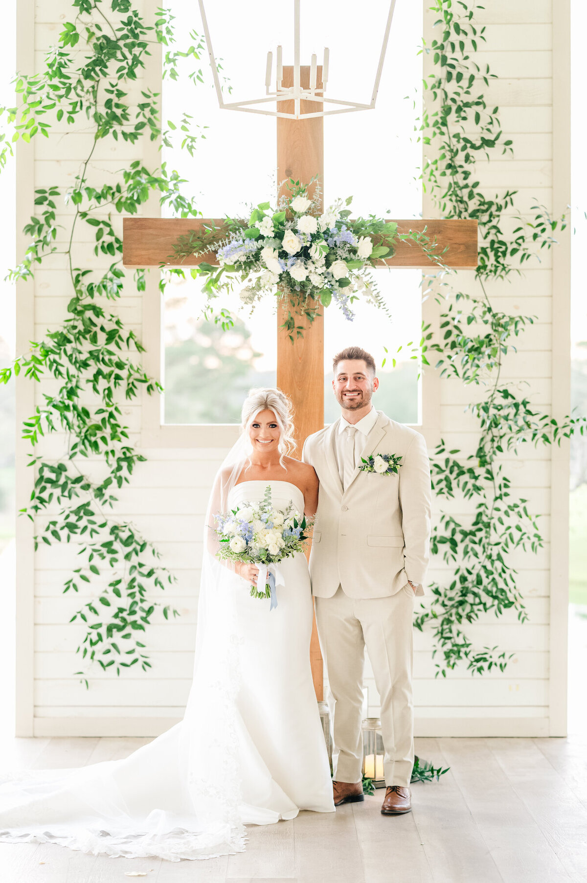 white-magnolia-november-wedding-kentwood-louisiana-76