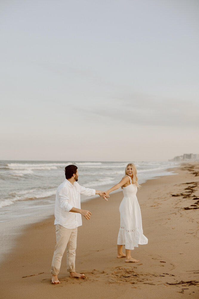 KarlieWhittPhotography.Virginia-Beach-Oceanfront-Engagement-Session_46