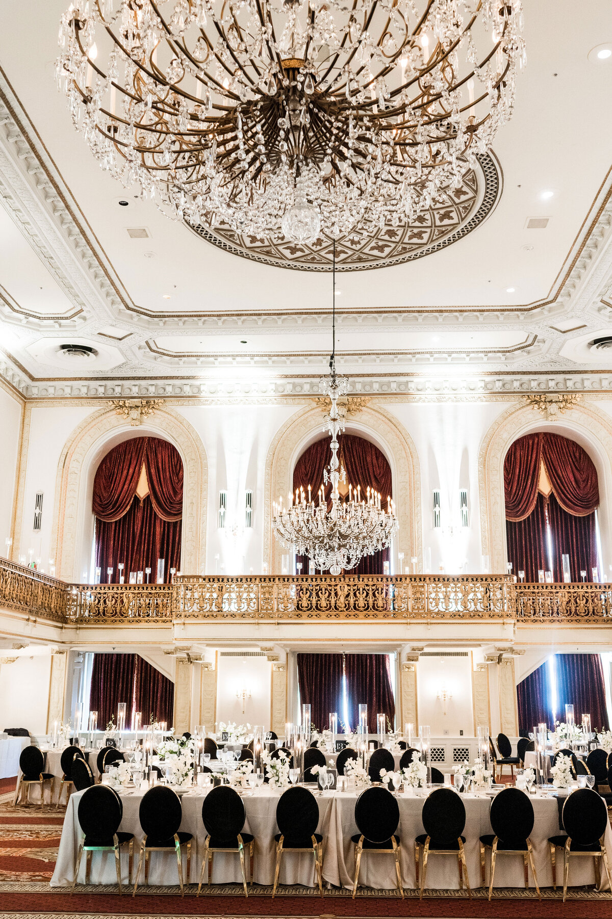 black and white wedding at the omni