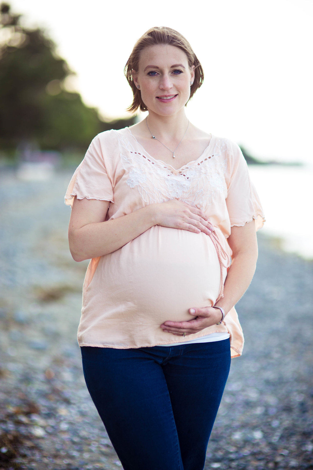 Maternity Photographer in Parksville