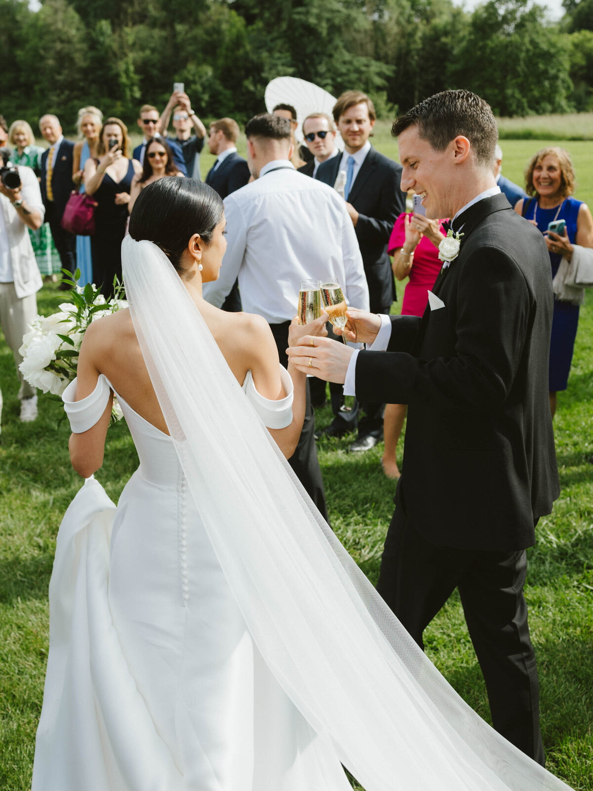 Romantic French Chateau Wedding in Paris - Stacey Vandas Photography 29