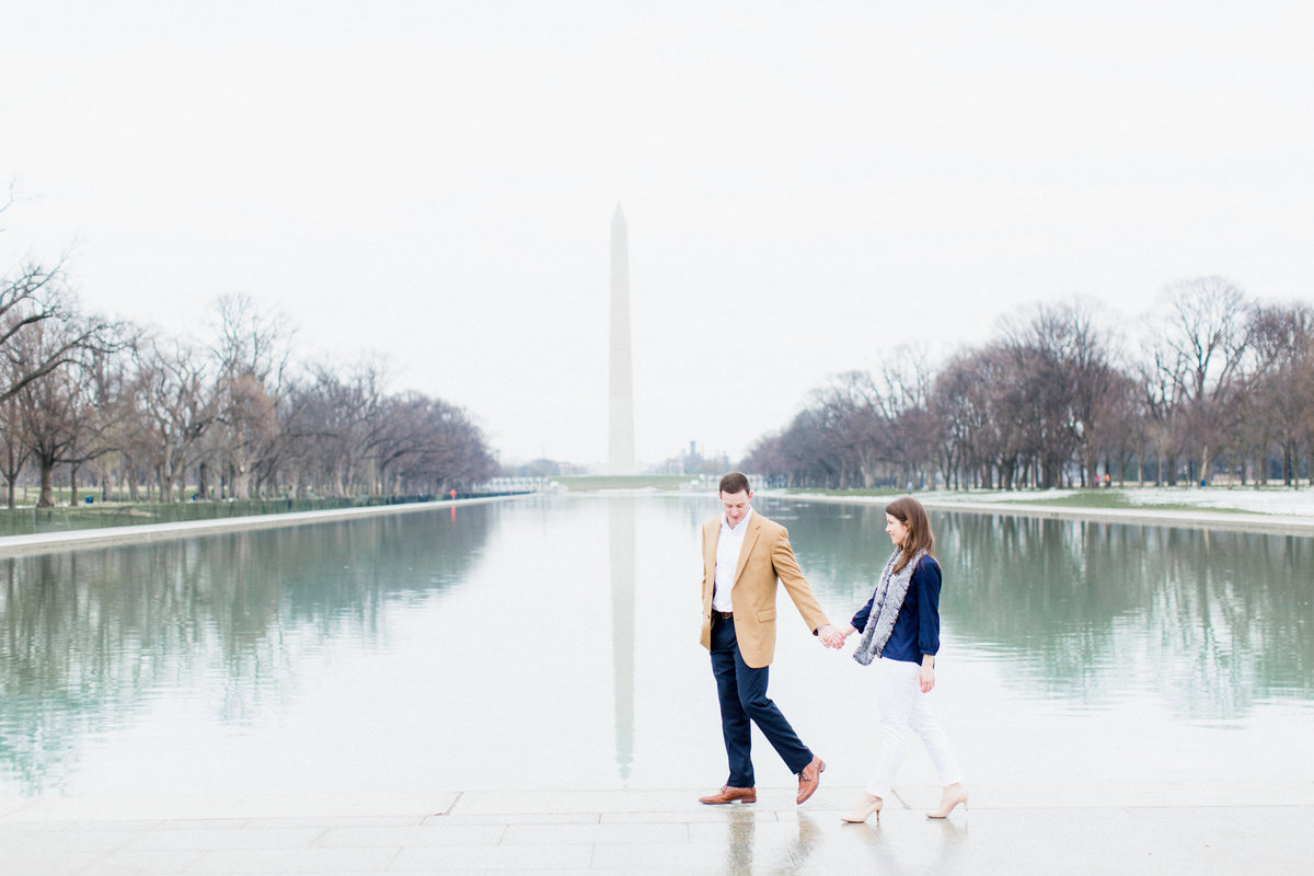 04_classy_monuments_engagement_session