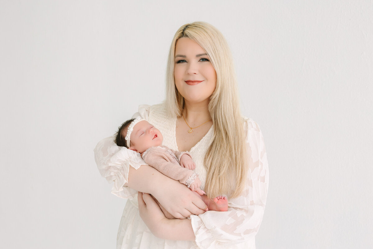 Sanderson - Newborn-25