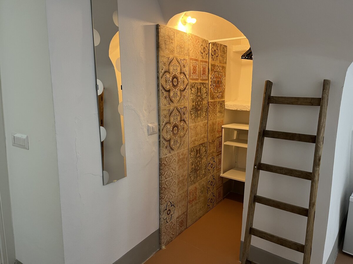 Dimora di Dante_Kamer_Vita Nova_008