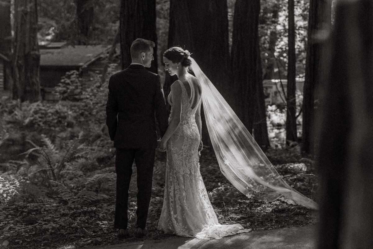 wedding bride and groom portraits forest