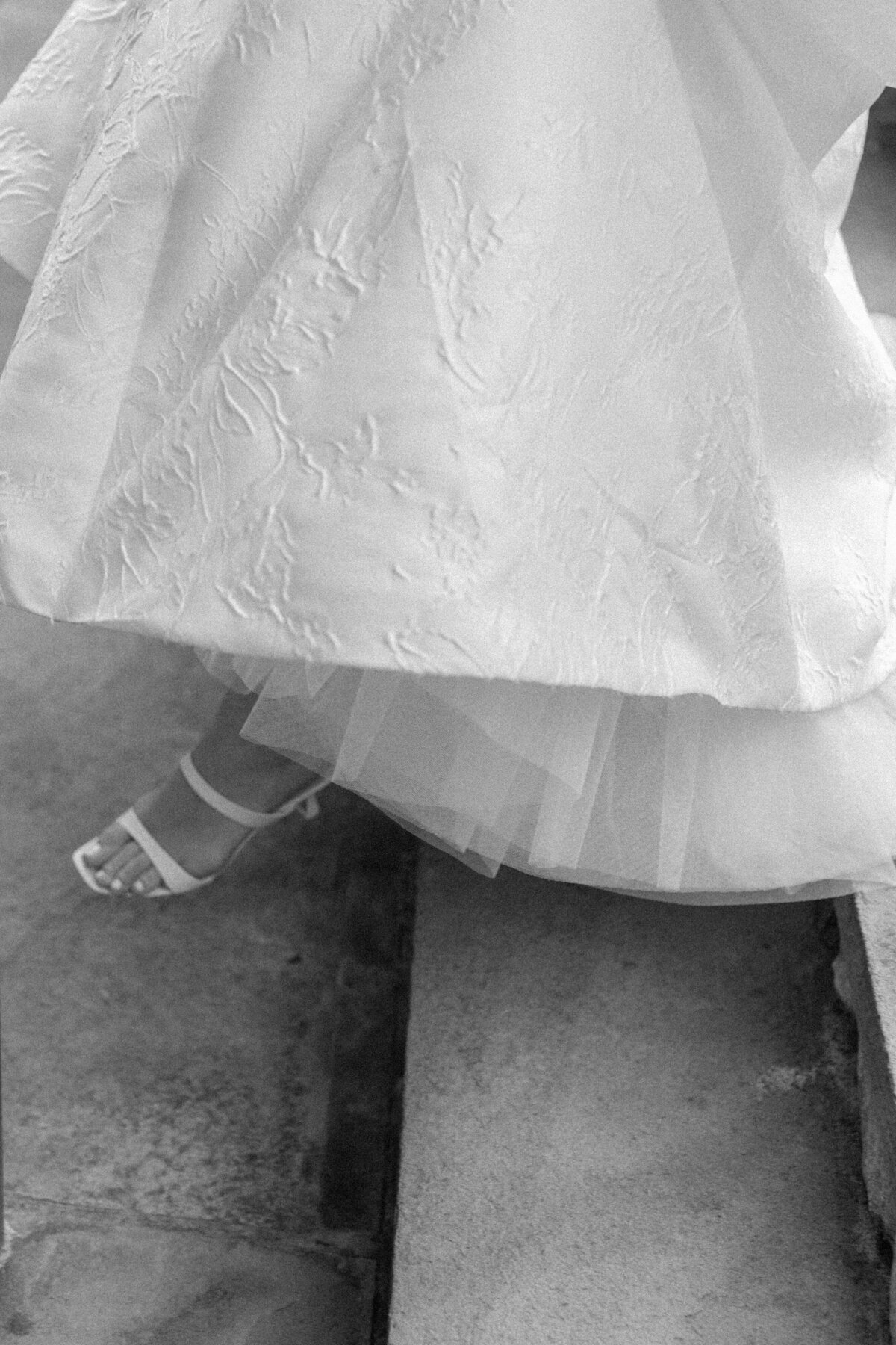 olivia_&_fran_wedding_bride_&_groom_portraits-141 (1)