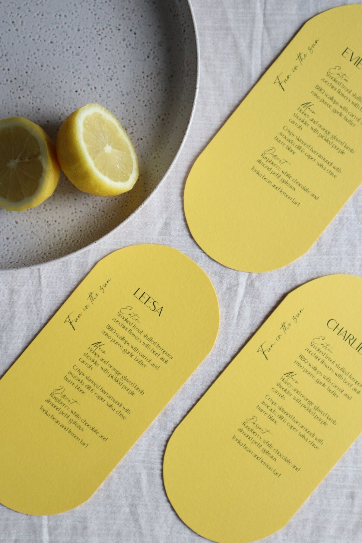 Double-arch-wedding-menu-placecard