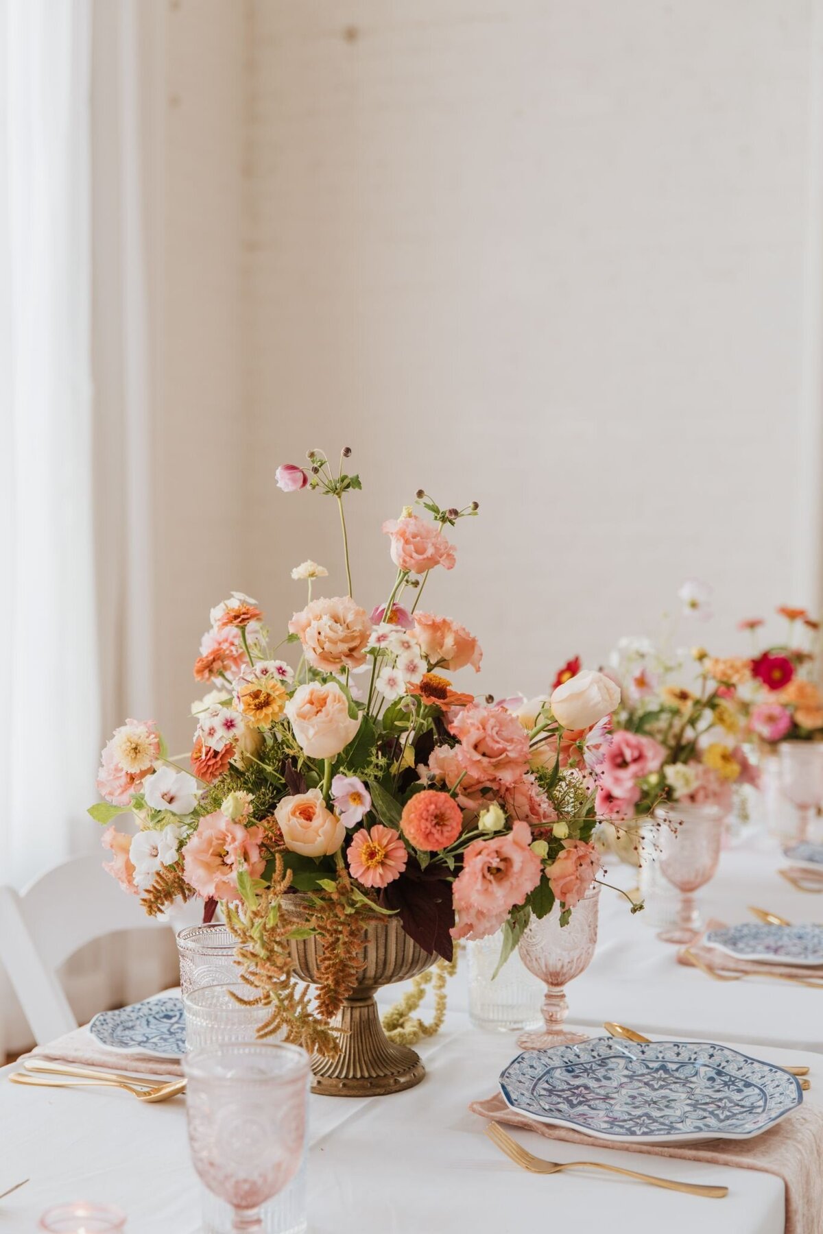 old-city-wedding-stroll-2022-28