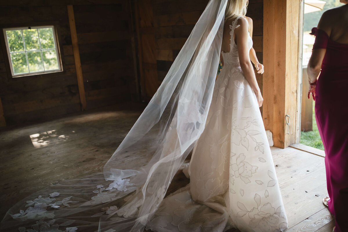 Hayfield-Catskills-New-York-Wedding-Chelsea-Brooke-Events54