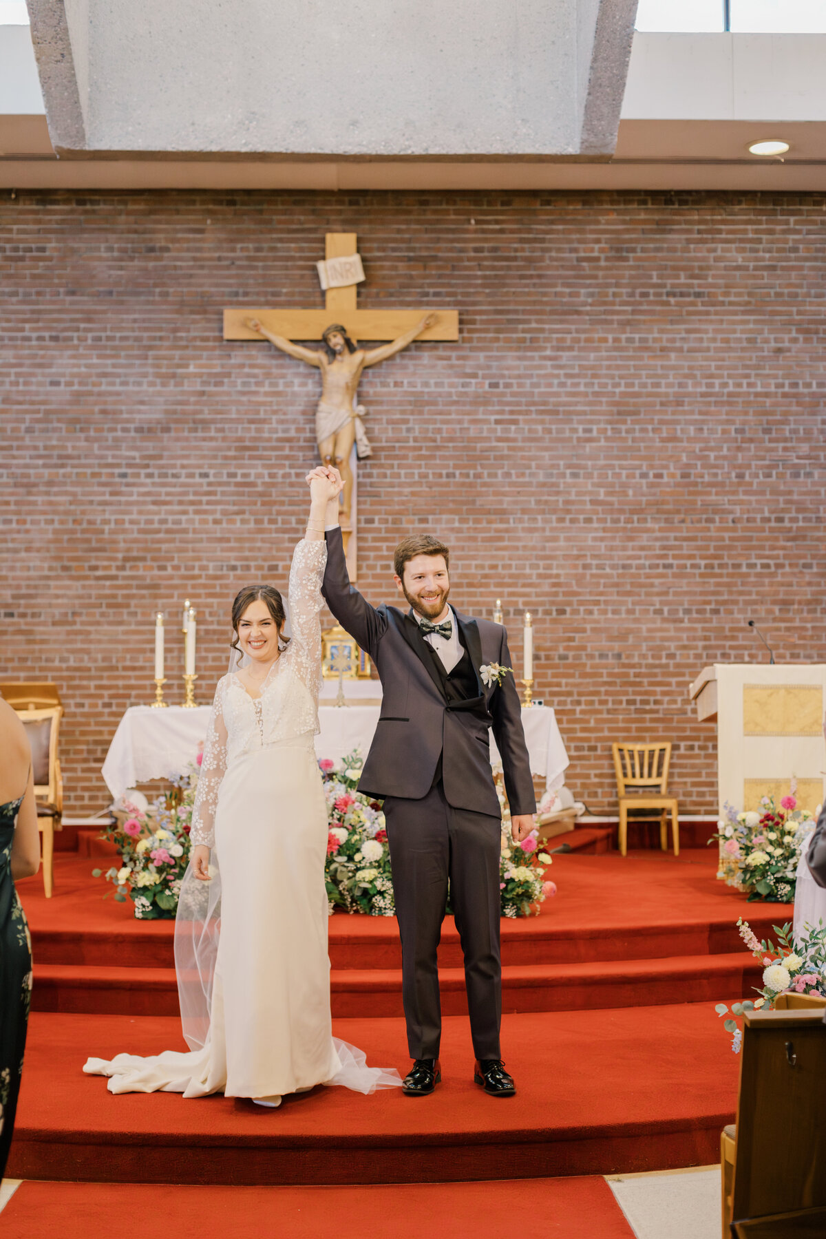 Gabriella & Connor Wedding Sneak Peeks-45