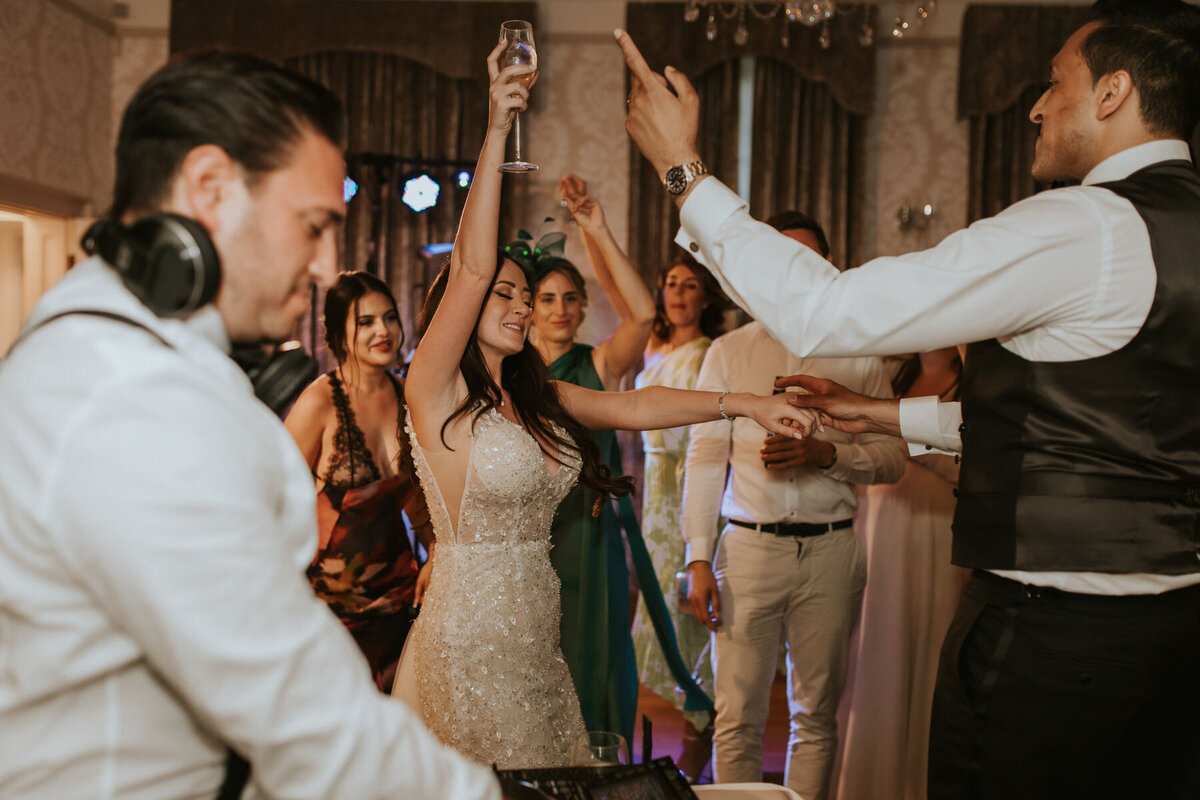 Sunnyandnicole_penncastle_lauradeanphotography_dorsetweddingphotographer-102