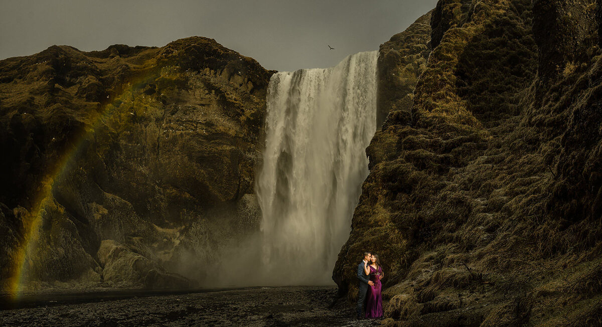 Iceland elopment or prewedding session