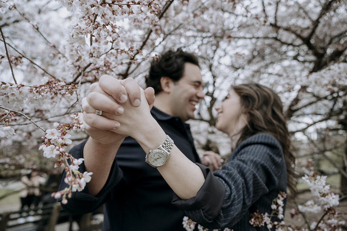 Mira Park Photography NY based wedding photographer Wedding proposal and engagement portrait in Central Park, NY