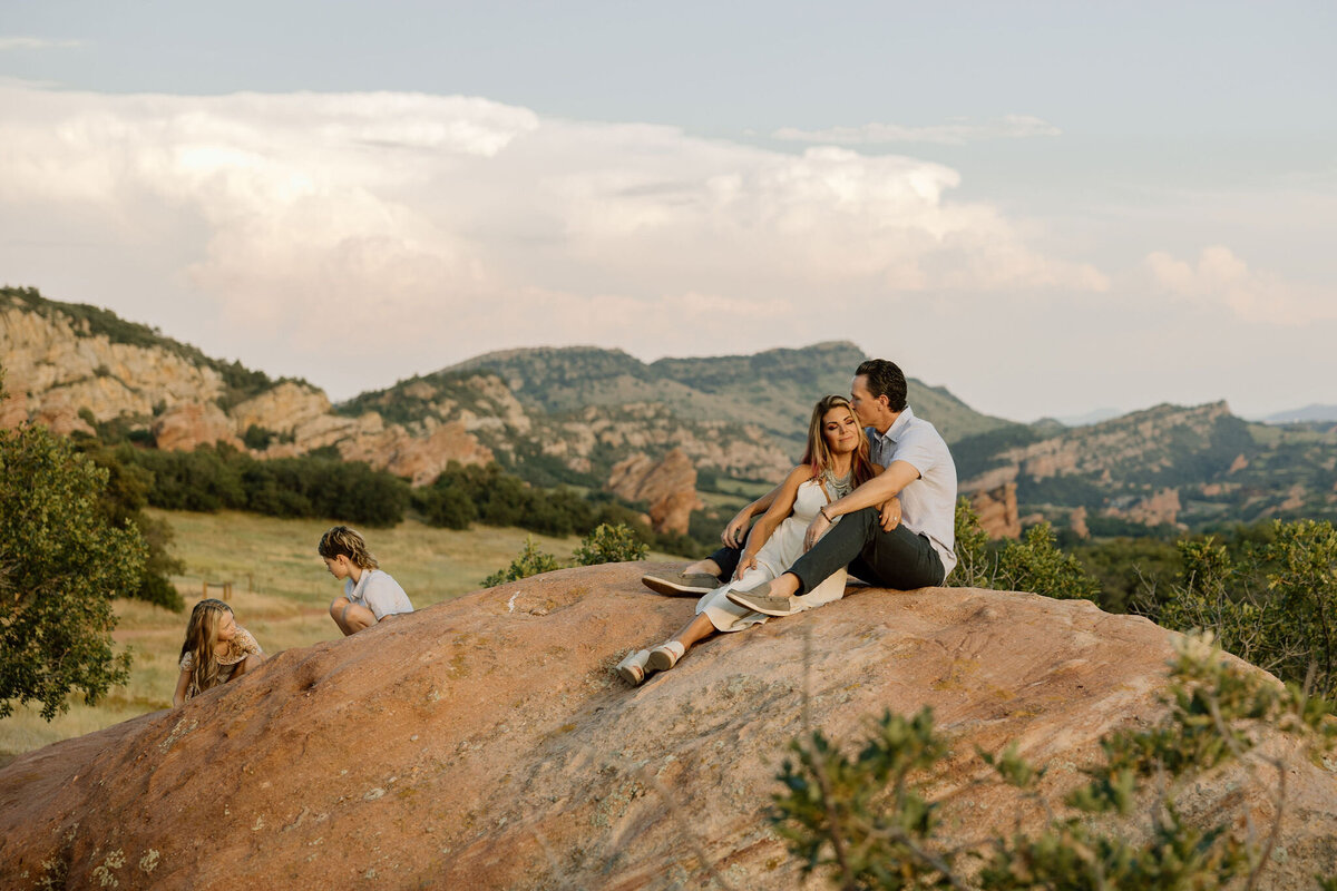 Vacation Photoshoot with Red Rocks in the  Denver Mountain views